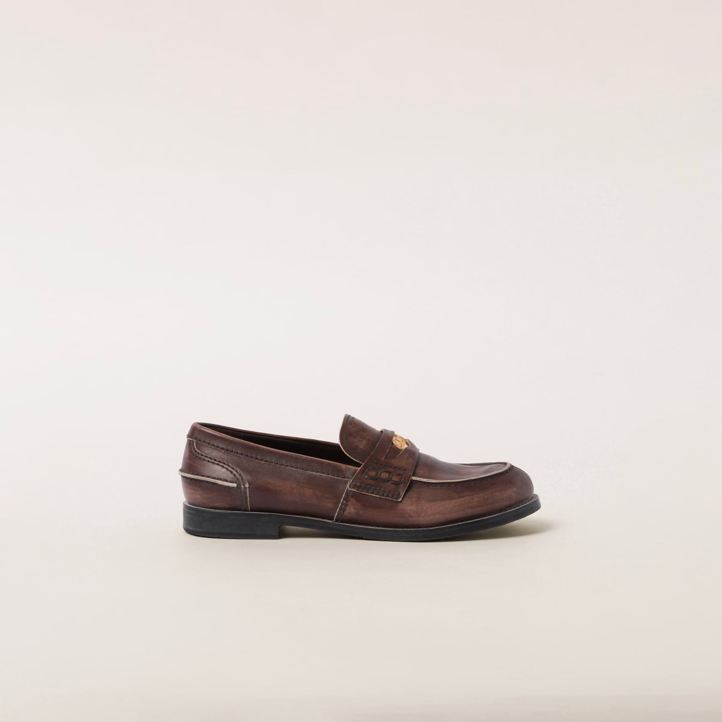 Vintage-effect leather penny loafers