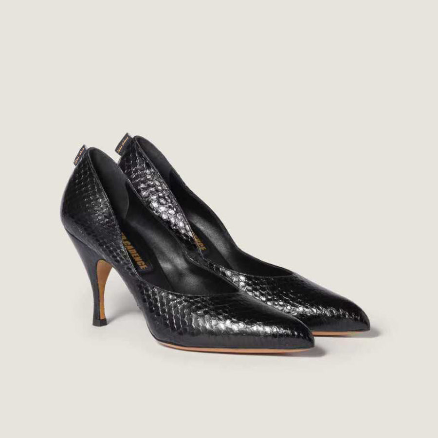 Black Snakeskin Leather Pointed Pumps