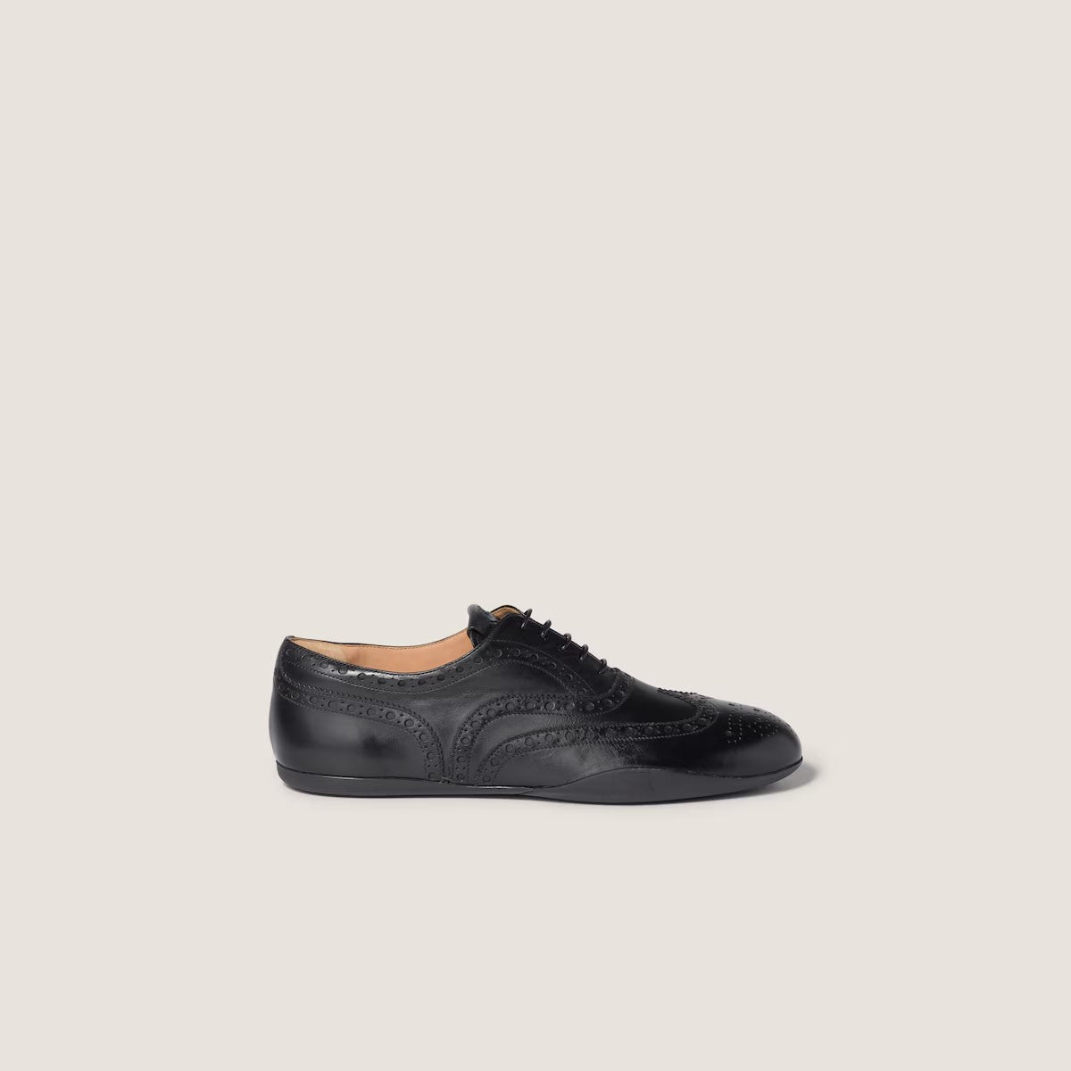 Calf leather brogue shoes