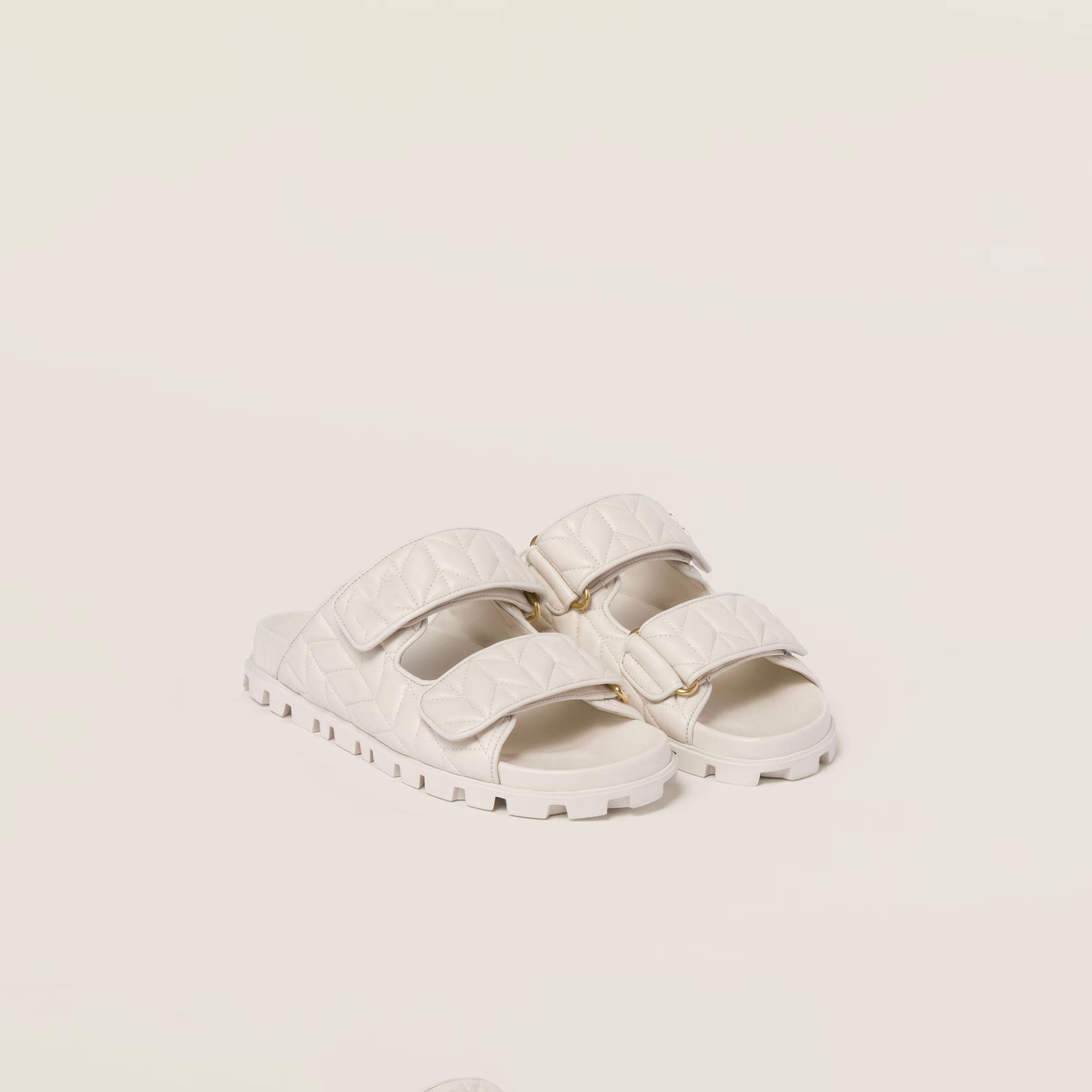 Matelassé nappa leather slides