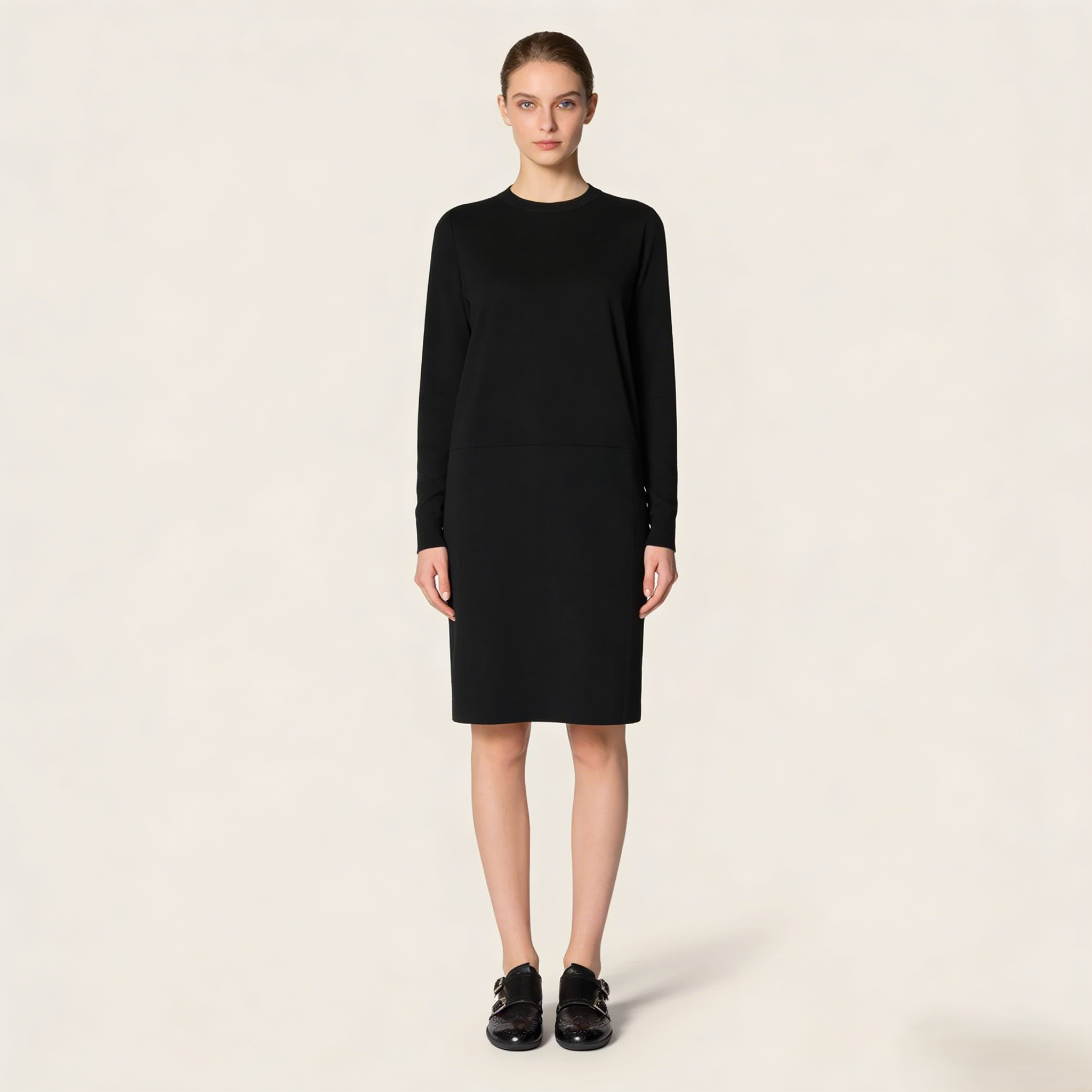 Calf leather brogue shoe with buckles