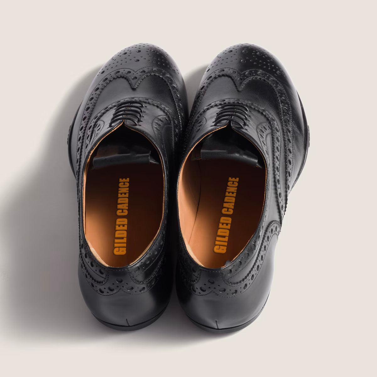 Calf leather brogue shoes