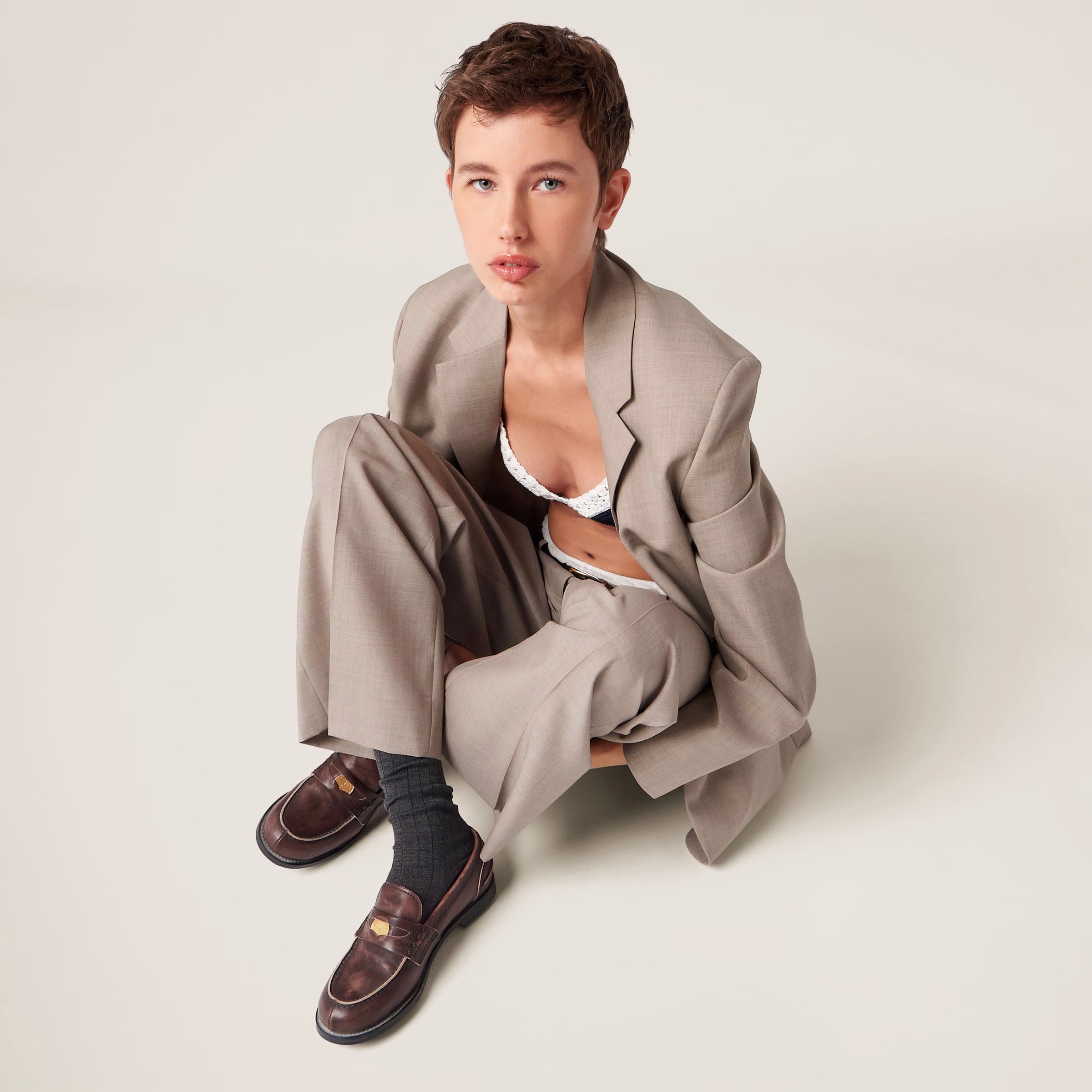 Vintage-effect leather penny loafers