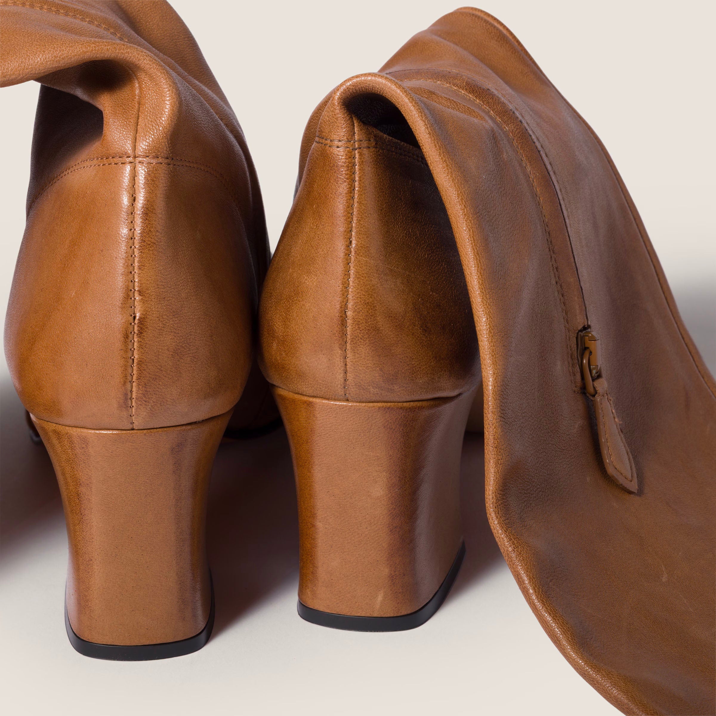 Nappa leather boots with buckle